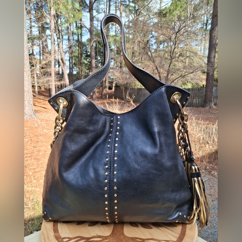 Michael Michael Kors Large Uptown Astor Black Leather Gold Studded Shoulder Tote - Picture 4 of 12